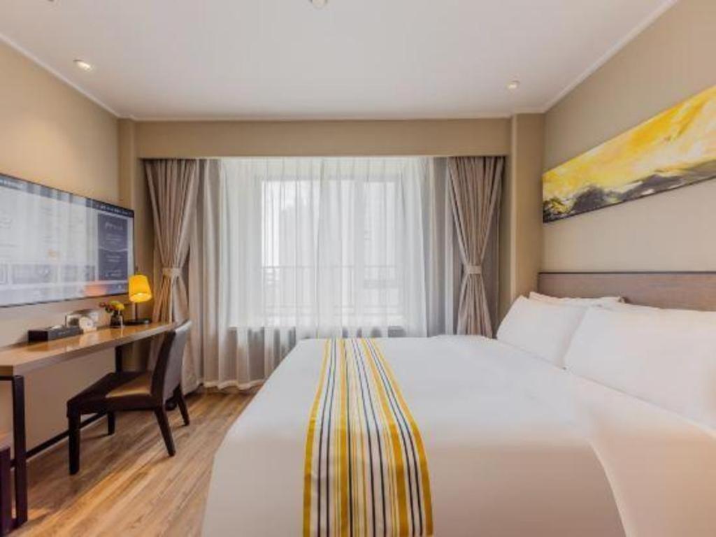 Home Inn Plus Shanghai New International Expo Center Yushan Road Yuanshen Sports Екстер'єр фото