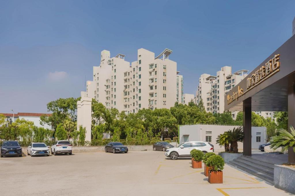 Home Inn Plus Shanghai New International Expo Center Yushan Road Yuanshen Sports Екстер'єр фото